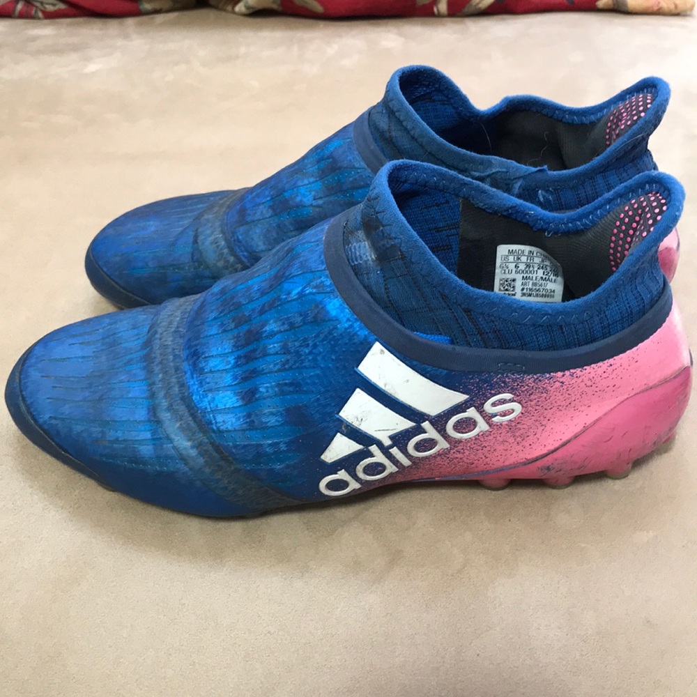 Cleats - Picture 2 of 8
